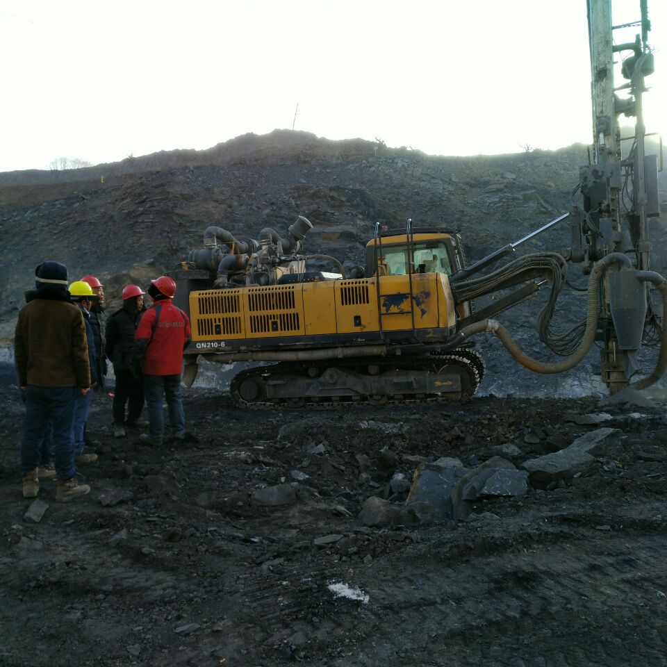 實(shí)業(yè)興邦,產(chǎn)業(yè)報(bào)國:2017,擼起袖子加油干 實(shí)業(yè)興邦,產(chǎn)業(yè)報(bào)國:2017,擼起袖子加油干