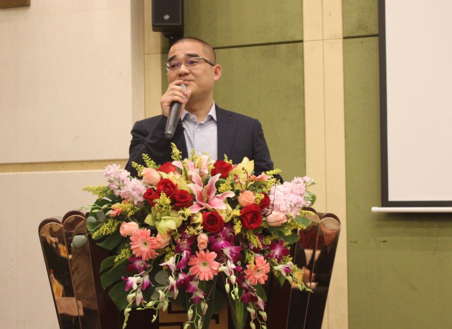 實(shí)業(yè)興邦,產(chǎn)業(yè)報(bào)國:2017,擼起袖子加油干 實(shí)業(yè)興邦,產(chǎn)業(yè)報(bào)國:2017,擼起袖子加油干